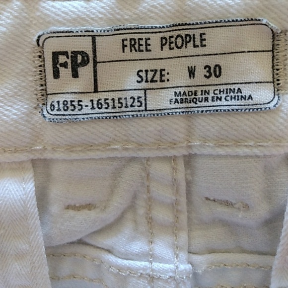 Free People High Waisted Shorts White Denim 30 - Picture 8 of 8